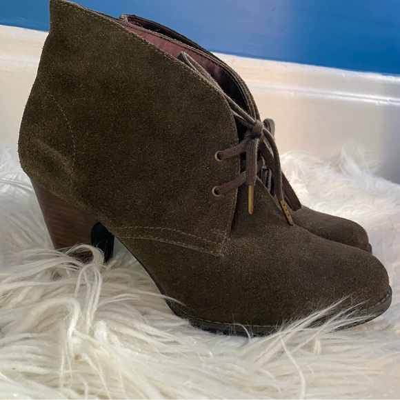 Clarks Suede Lace-Up Ankle Boots - Picture 2 of 10